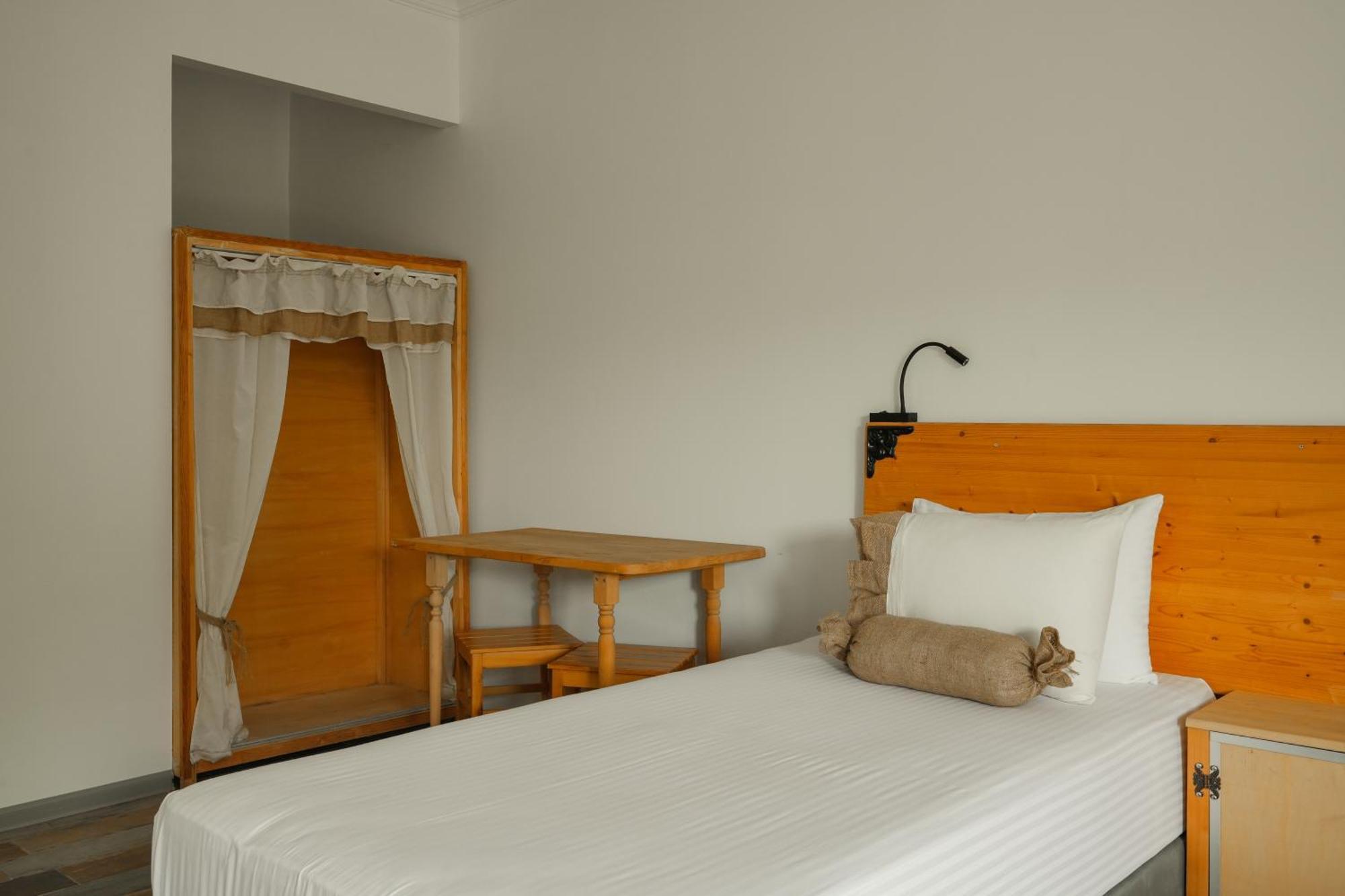 La Vida Otel อูร์ลา ภายนอก รูปภาพ