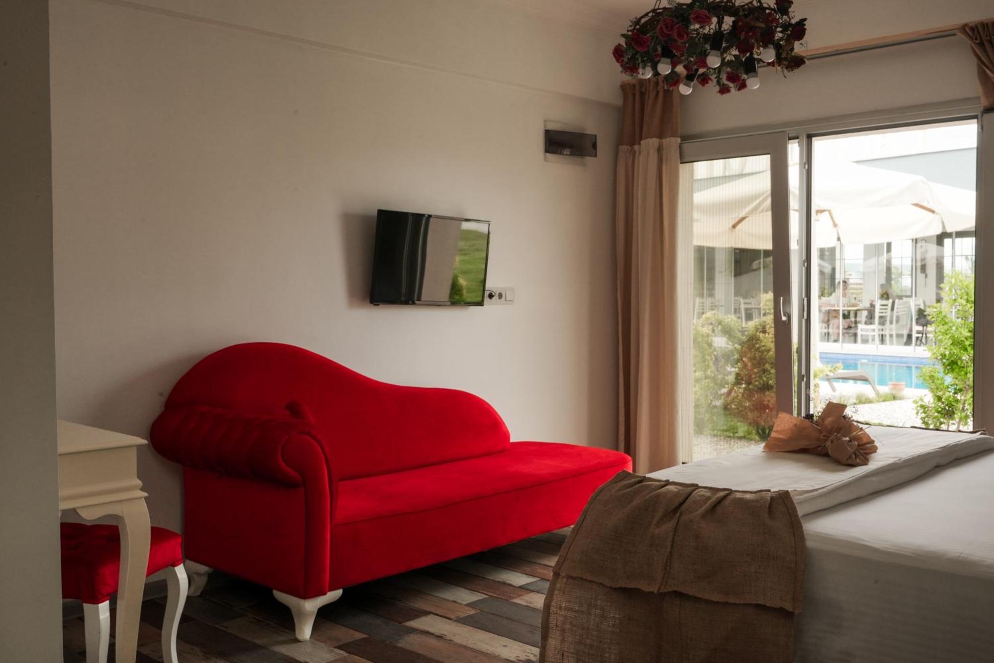 La Vida Otel อูร์ลา ภายนอก รูปภาพ
