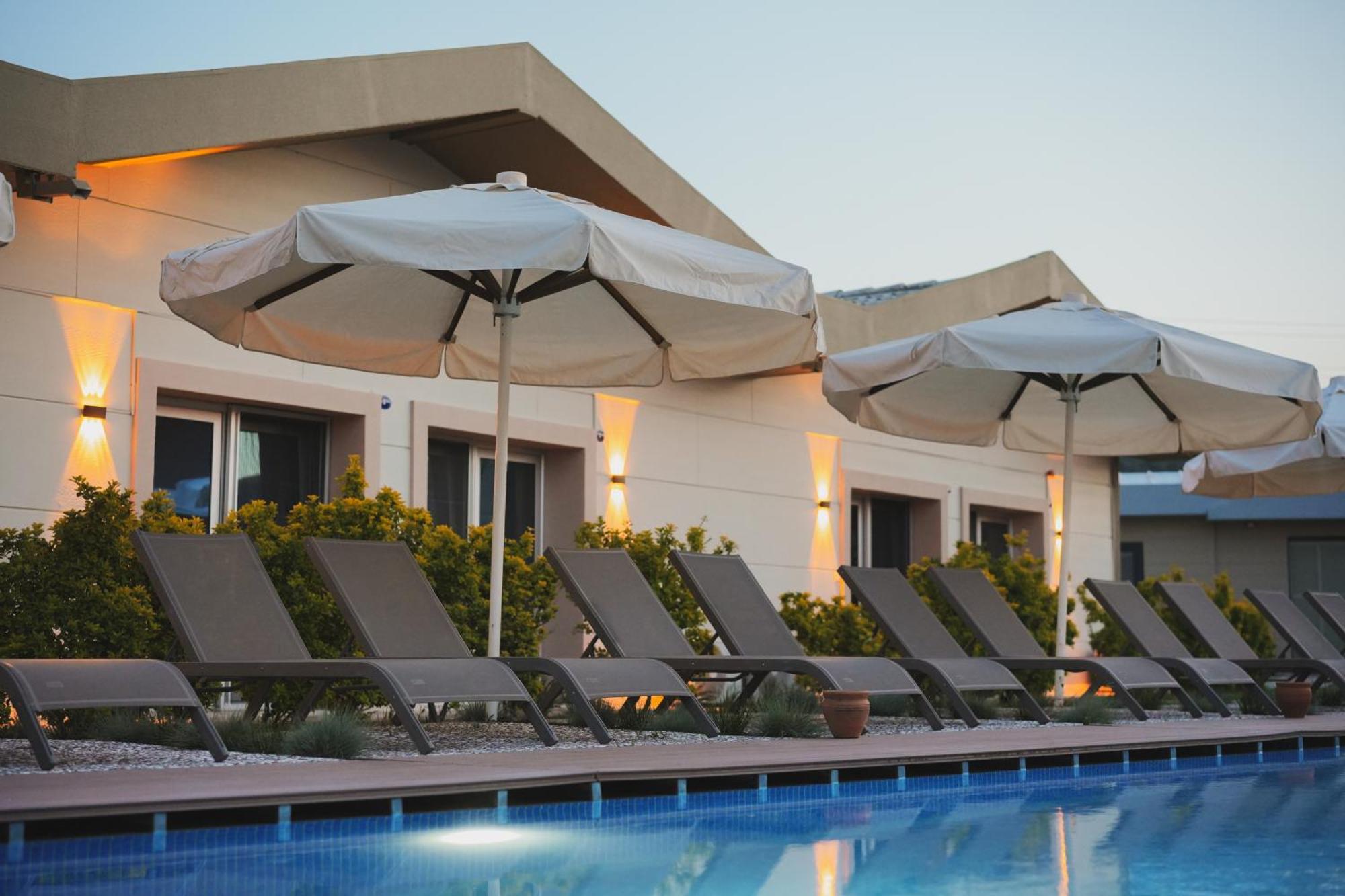 La Vida Otel อูร์ลา ภายนอก รูปภาพ