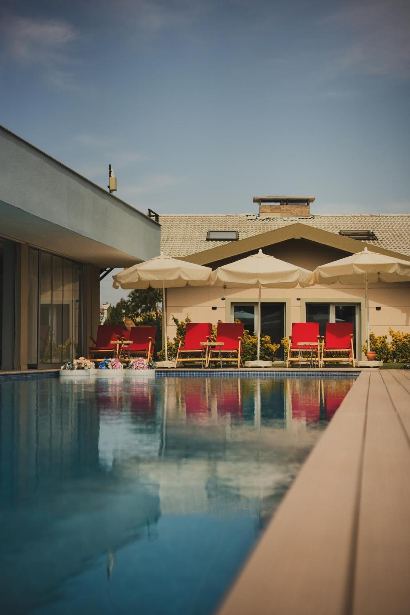 La Vida Otel อูร์ลา ภายนอก รูปภาพ