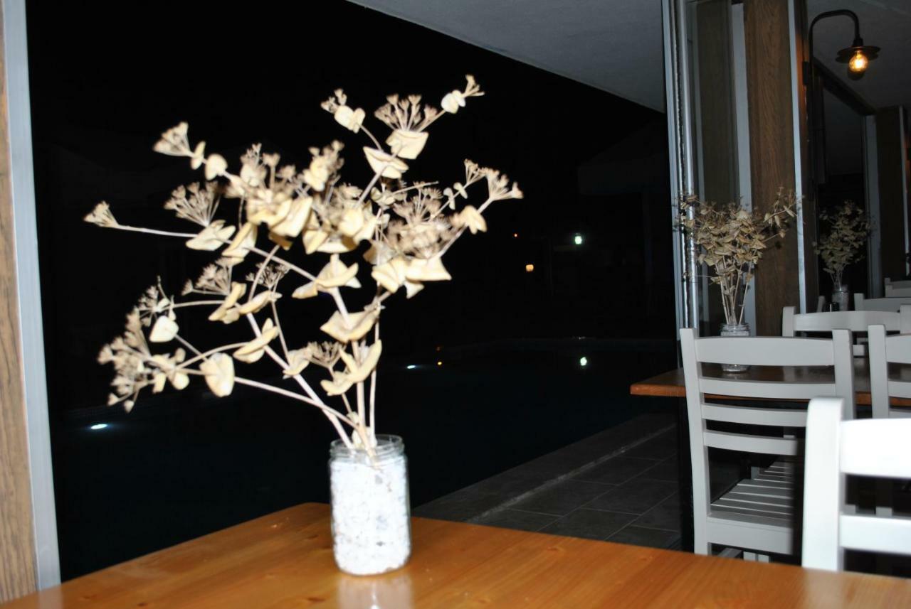 La Vida Otel อูร์ลา ภายนอก รูปภาพ