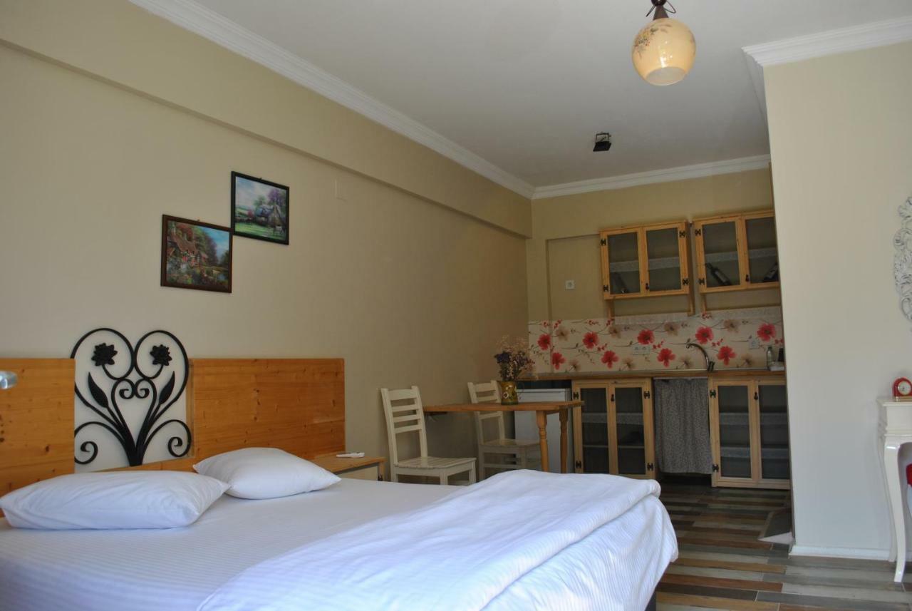 La Vida Otel อูร์ลา ภายนอก รูปภาพ
